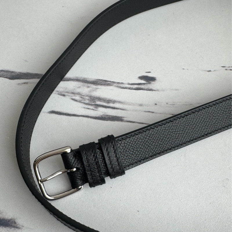 Hermes黑色銀釦Della屁股包-34