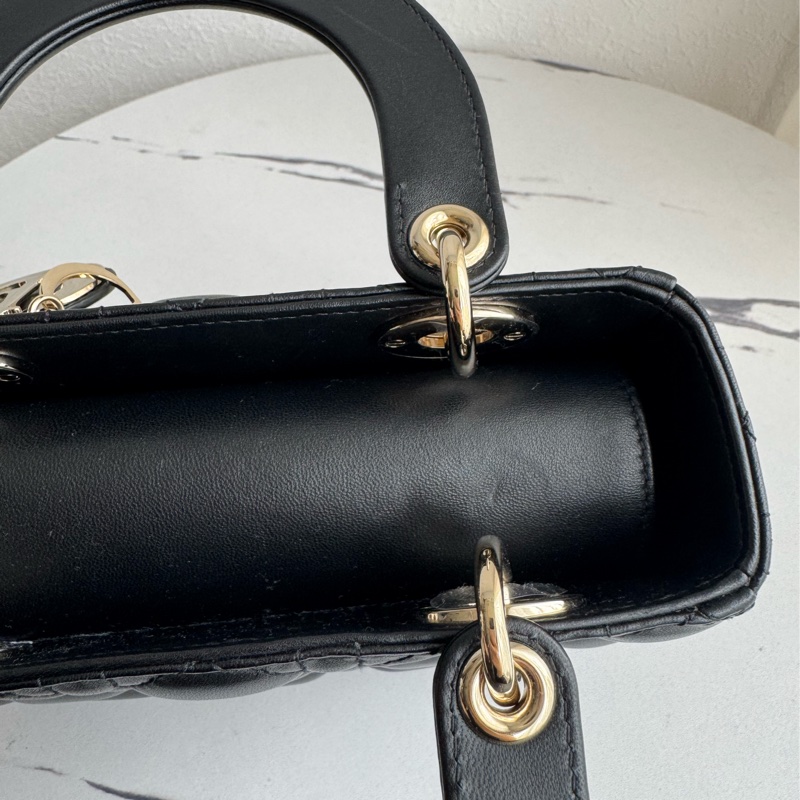 Dior黑羊皮金吊飾5格黛妃包-17