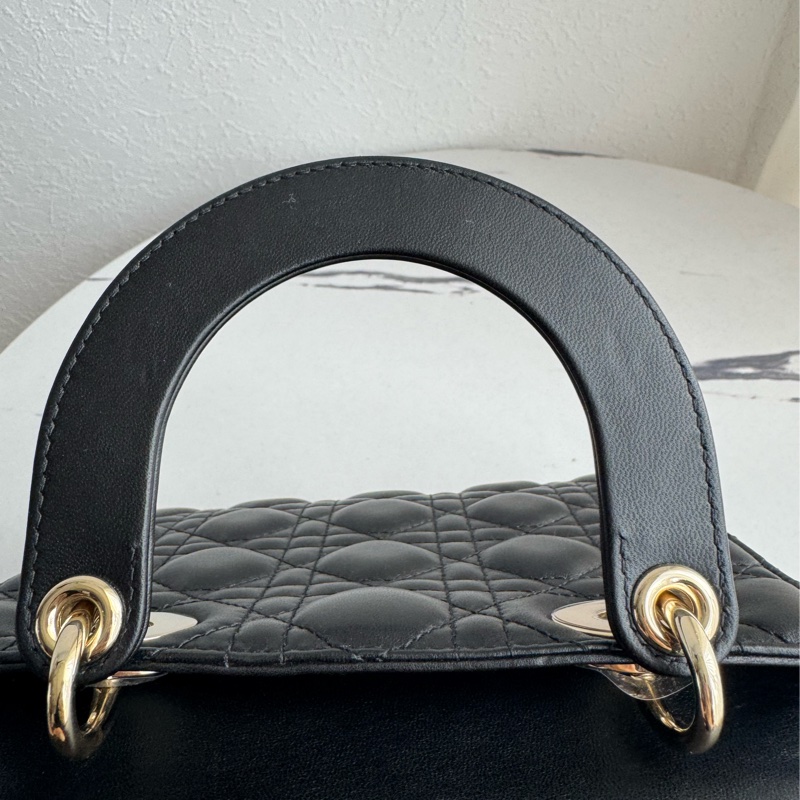 Dior黑羊皮金吊飾5格黛妃包-20