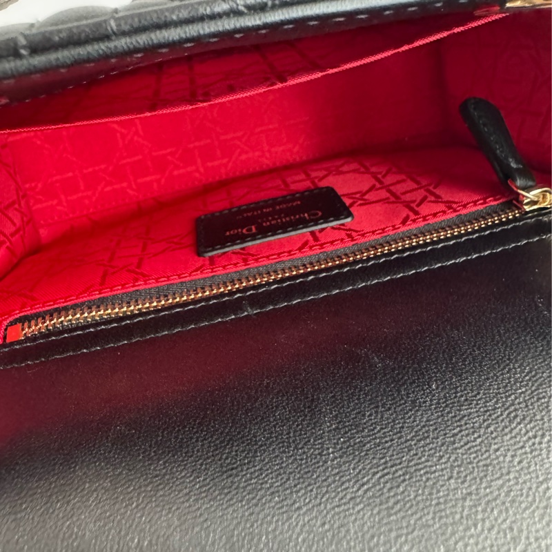 Dior黑羊皮金吊飾5格黛妃包-32