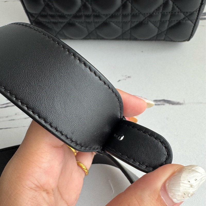 Dior黑羊皮金吊飾5格黛妃包-43