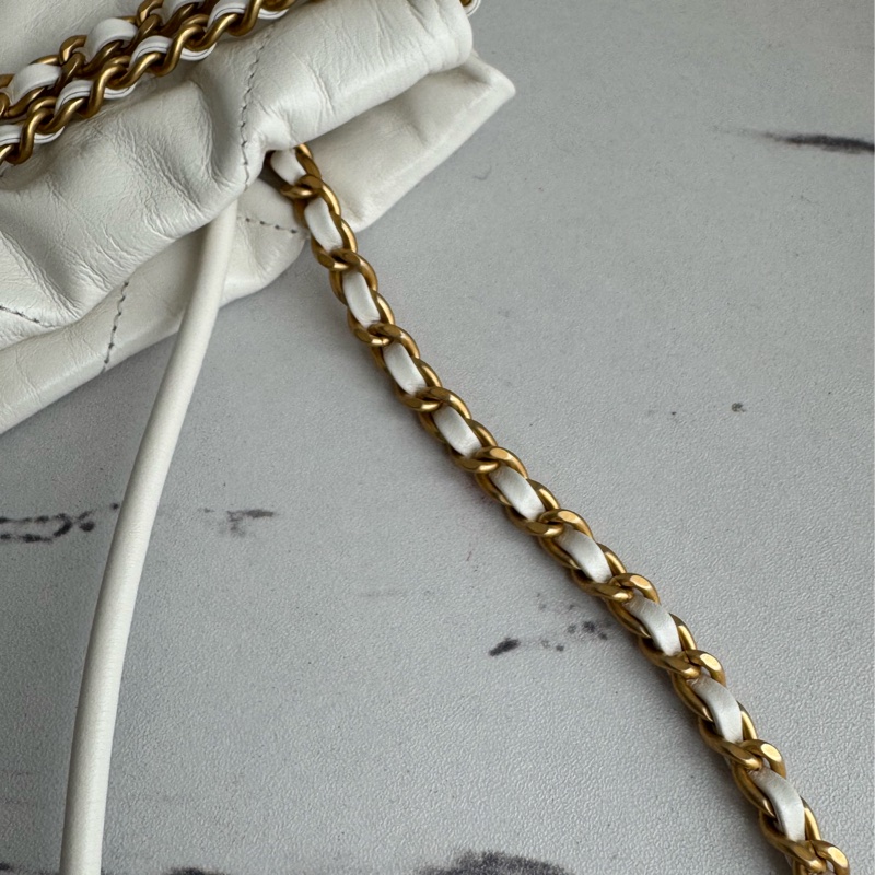 Chanel白色金字樣mini22bag-33