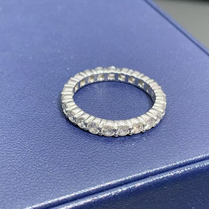 Harry Winston海瑞温斯顿 经典款铂金满钻戒指-0