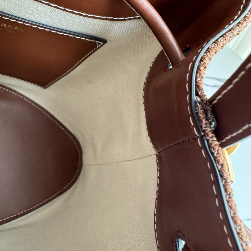 Burberry 棕色針織格紋手提兩用水桶包-27