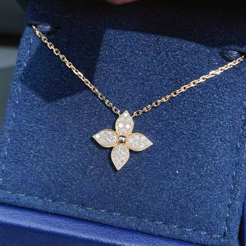 LV 路易威登 STAR BLOSSOM系列 18K金满钻四叶草项链-2