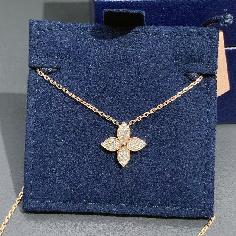 LV 路易威登 STAR BLOSSOM系列 18K金满钻四叶草项链-4