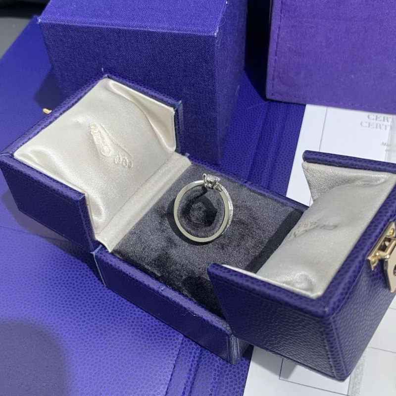 Chaumet尚美 Josephine Aigrette加冕·爱系列 白鹭冠冕 V字型水滴钻戒-3