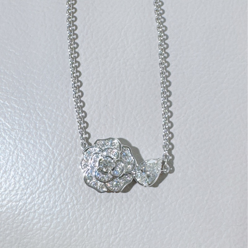 Chanel香奈儿 CAMÉLIA PRÉCIEUX系列 白金山茶花水滴项链-3