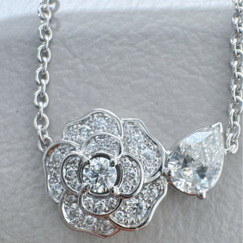 Chanel香奈儿 CAMÉLIA PRÉCIEUX系列 白金山茶花水滴项链-6