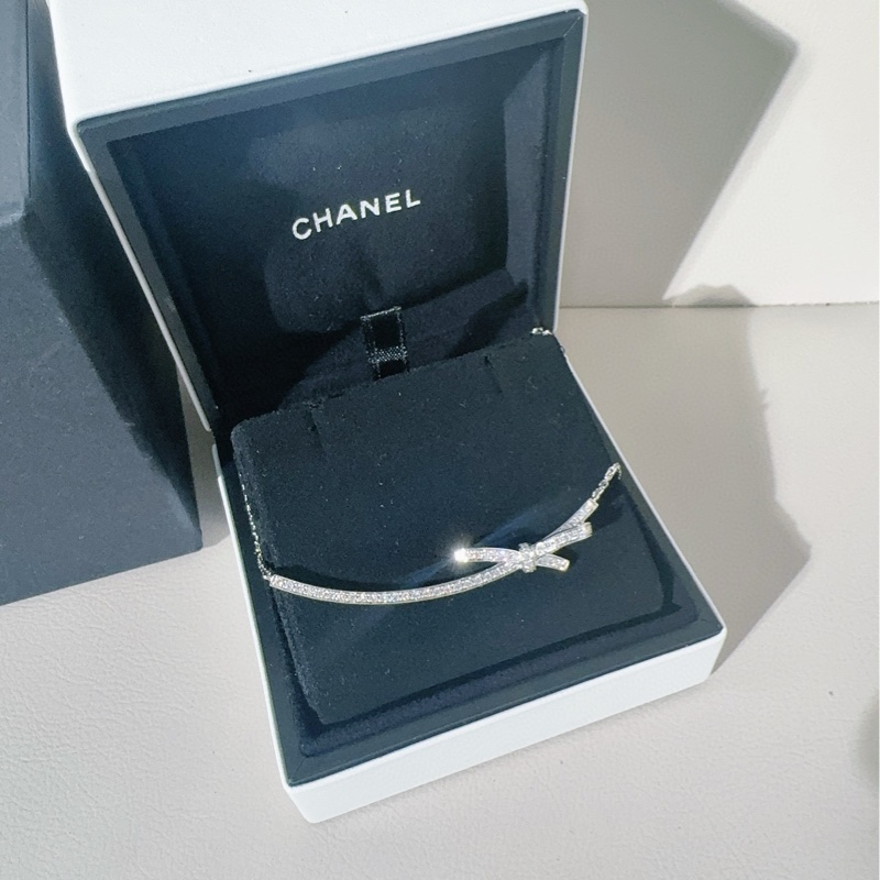 Chanel香奈儿 高级珠宝 Ruban系列 白金满钻蝴蝶结项链-3