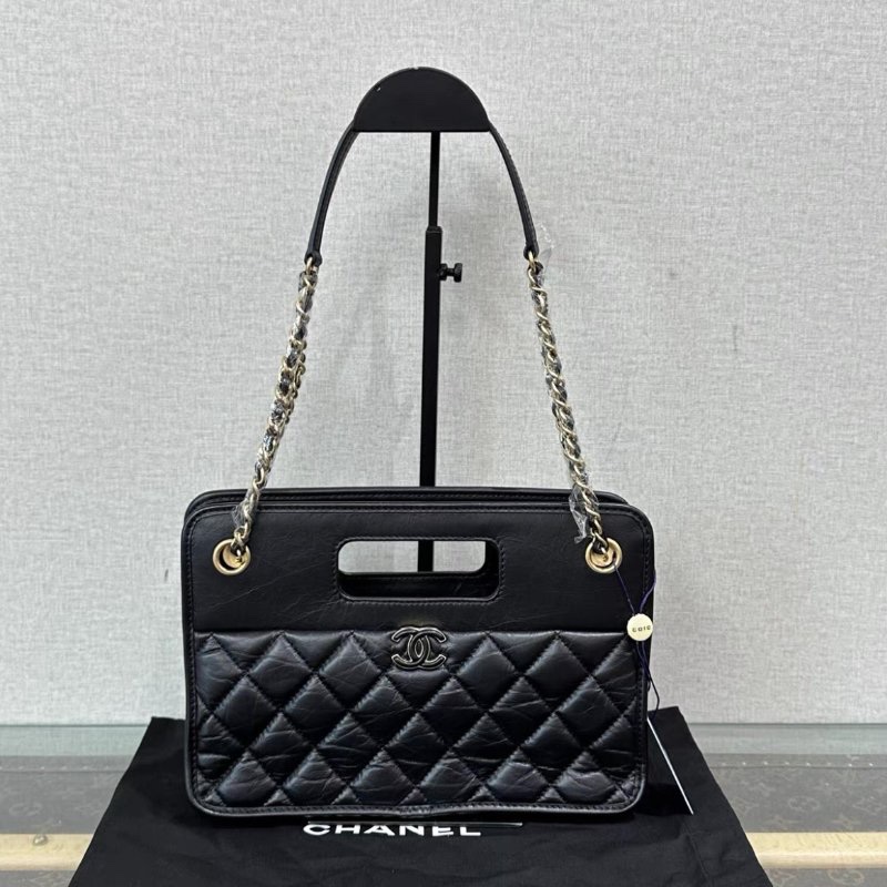 CHANEL 黑金橫版tote肩背腋下包 芯片款 26*18*8 99新配件塵袋-0
