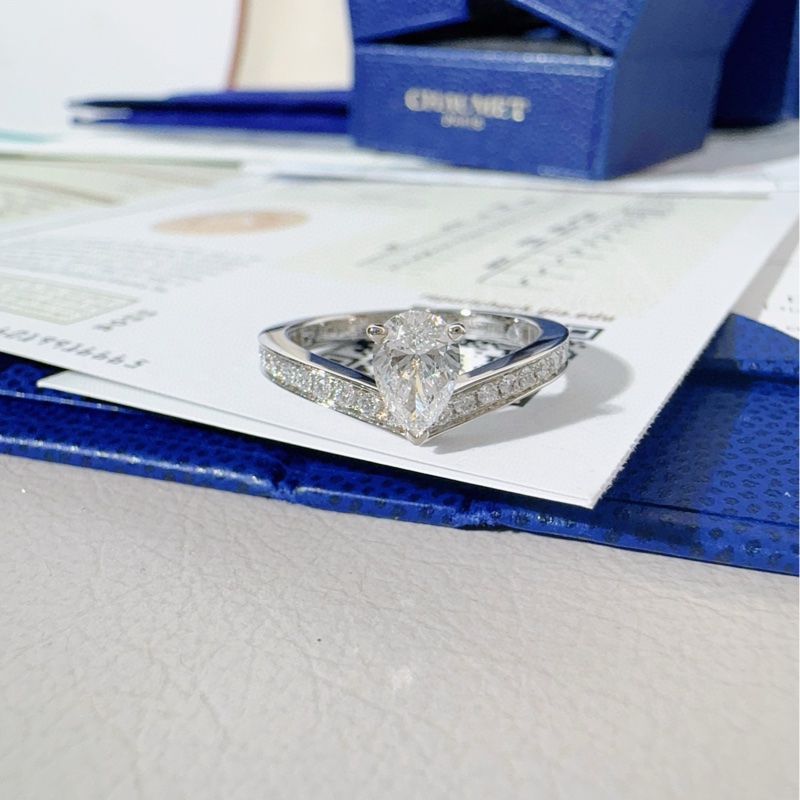 Chaumet尚美 Josephine Aigrette加冕·爱系列 白鹭冠冕 V字型水滴钻戒-5