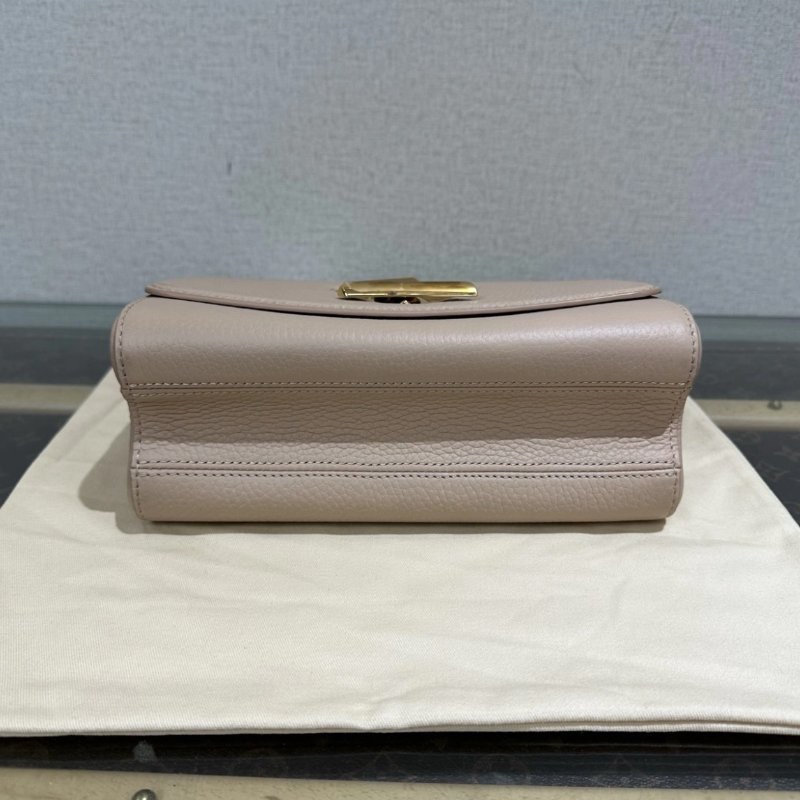 LV 粉金twist毛呢手提肩背斜背包 芯片款 20*15*8 99新 配件盒子塵袋鏡子吊牌-3