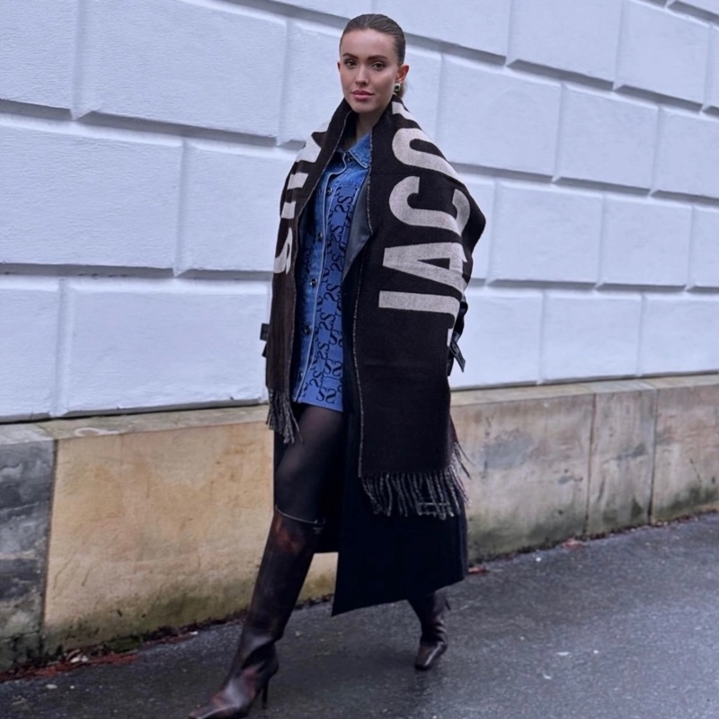 Jacquemus 標誌提花流蘇邊圍巾-3