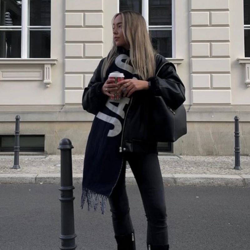 Jacquemus 標誌提花流蘇邊圍巾-6