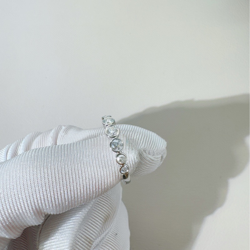 Tiffany蒂芙尼 Jazz系列 PT950铂金圆形排钻戒指-5