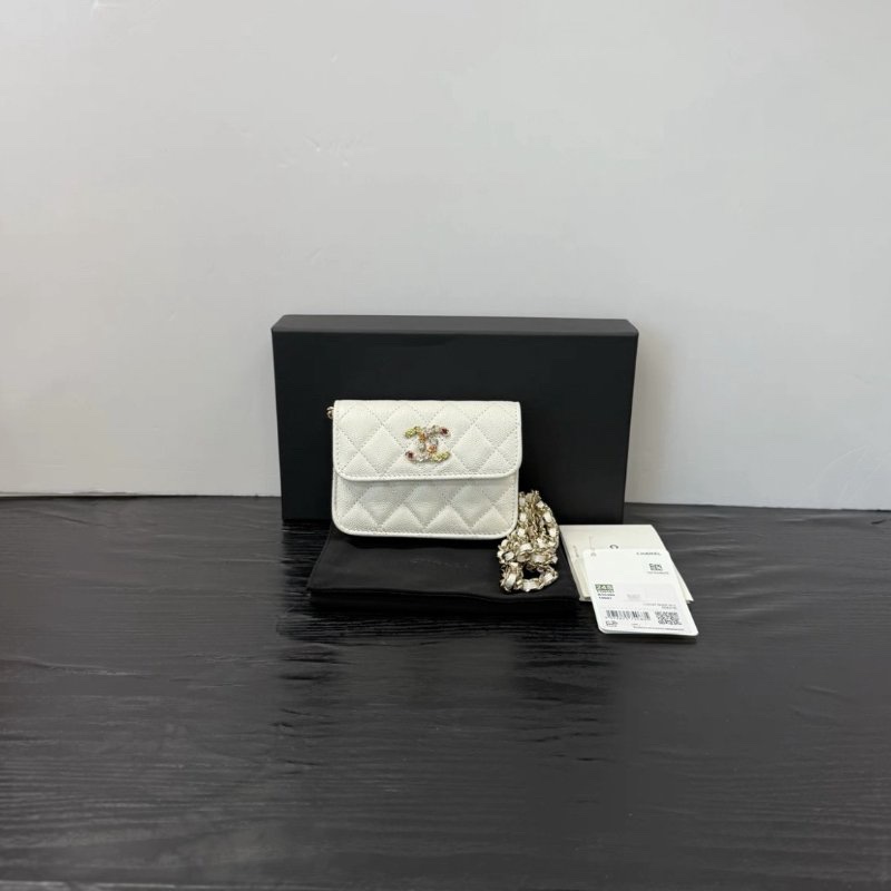 CHANEL 白色VIC生日禮物彩色寶石斜背包 2.5*10*3.5 99新配件盒子塵袋-0