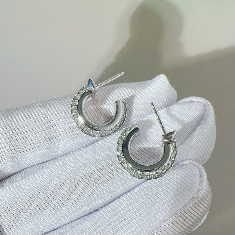 Tiffany蒂芙尼 T系列 18K白金镶钻T1圈形耳环-6