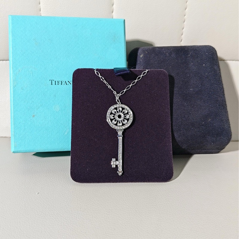 Tiffany蒂芙尼 铂金满钻太阳花项链-1