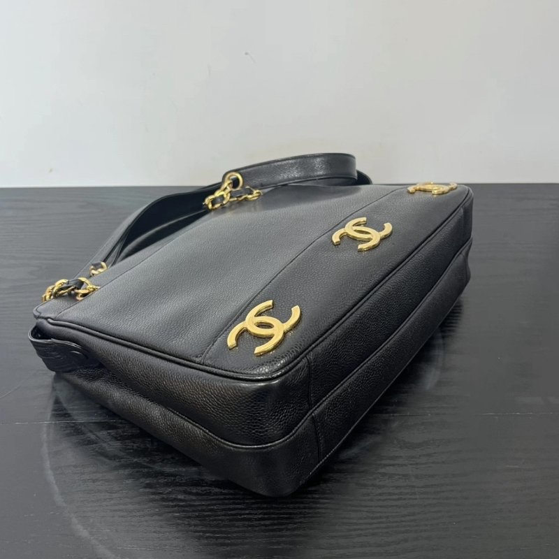 CHANEL 黑金金球托特肩背腋下包 31*24*9 98新配件保卡塵袋-4