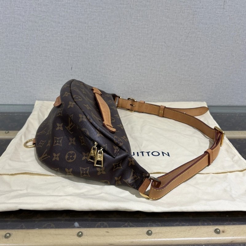 LV 棕色老花胸包腰包 30*10*8 98新配件塵袋-4