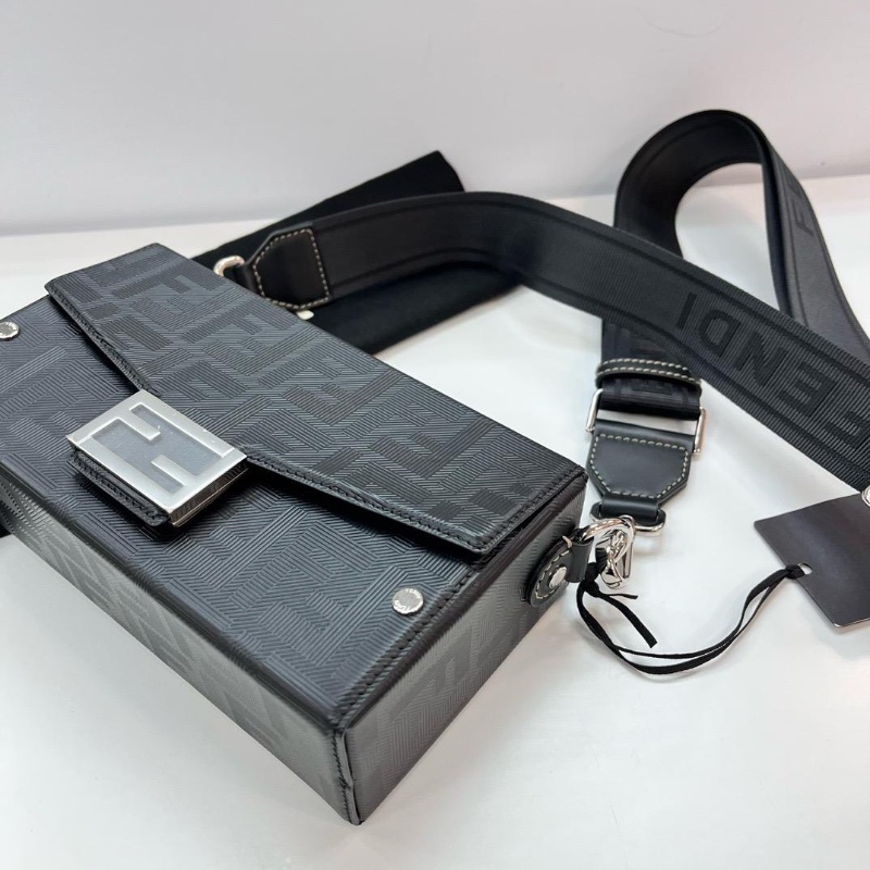 Fendi Baguette trunk bag-1