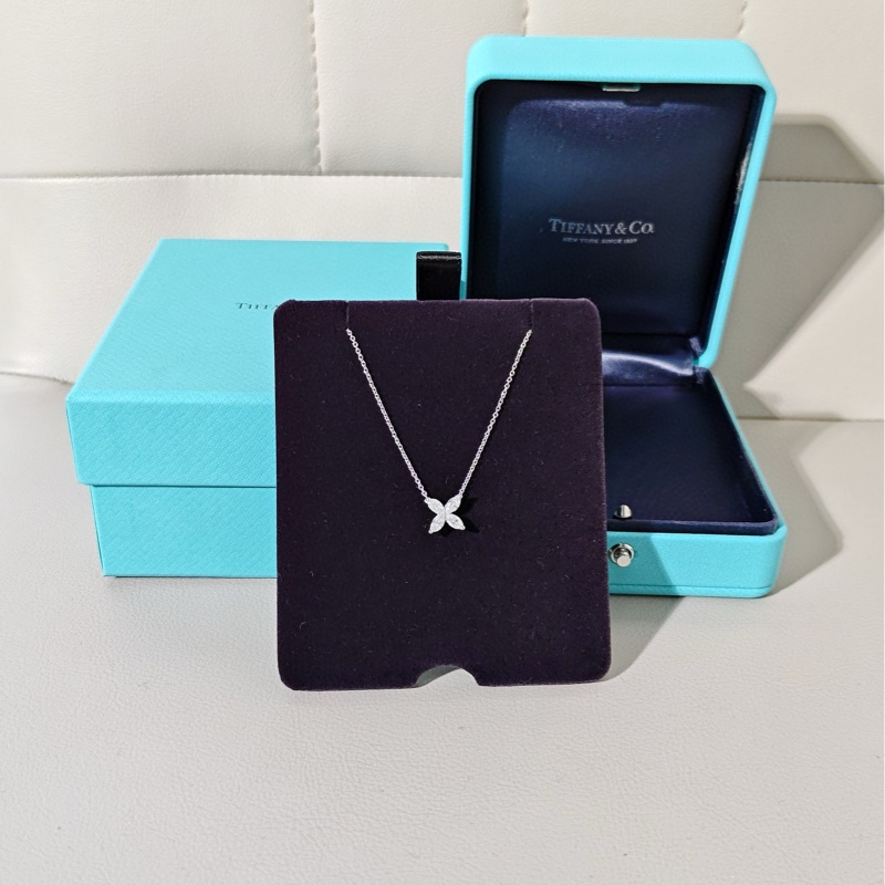 Tiffany蒂芙尼 Victoria维多利亚系列 花簇四叶草钻石项链-0