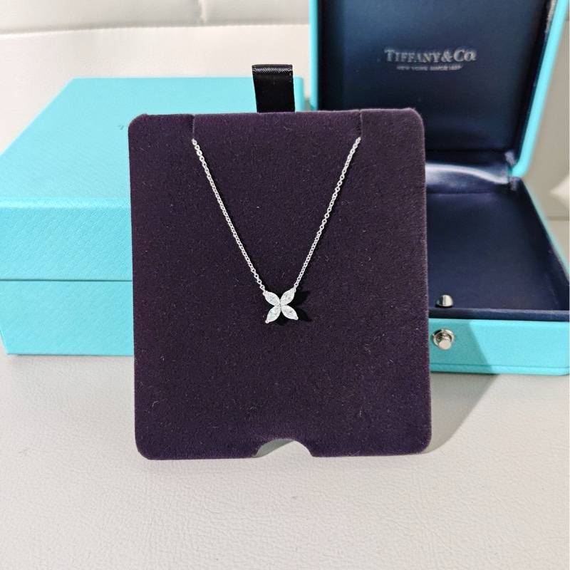 Tiffany蒂芙尼 Victoria维多利亚系列 花簇四叶草钻石项链-1