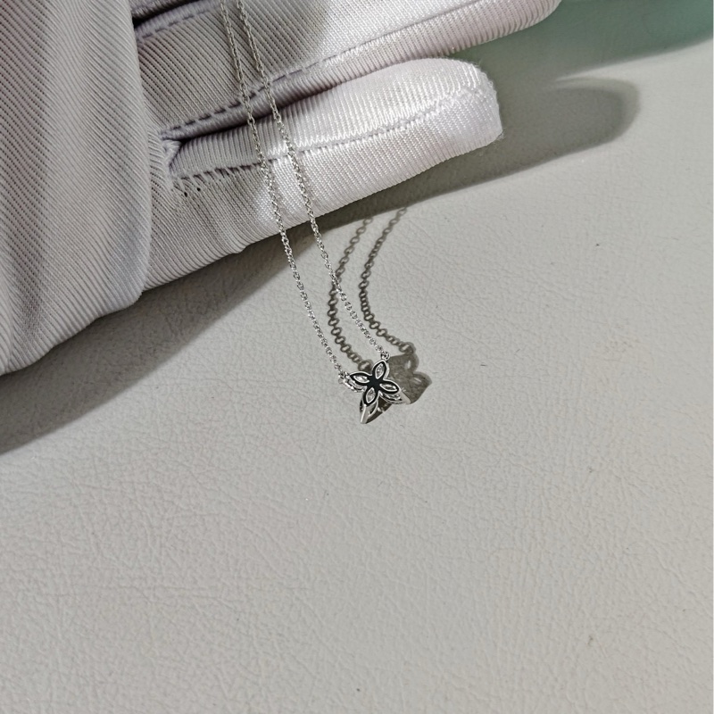 Tiffany蒂芙尼 Victoria维多利亚系列 花簇四叶草钻石项链-5