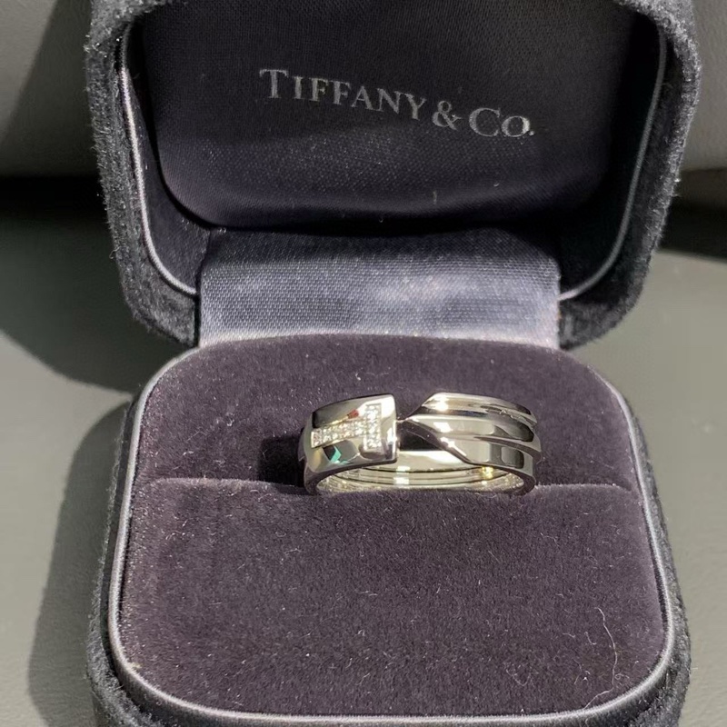 Tiffany蒂芙尼modern keys系列 白金镶钻戒指-1