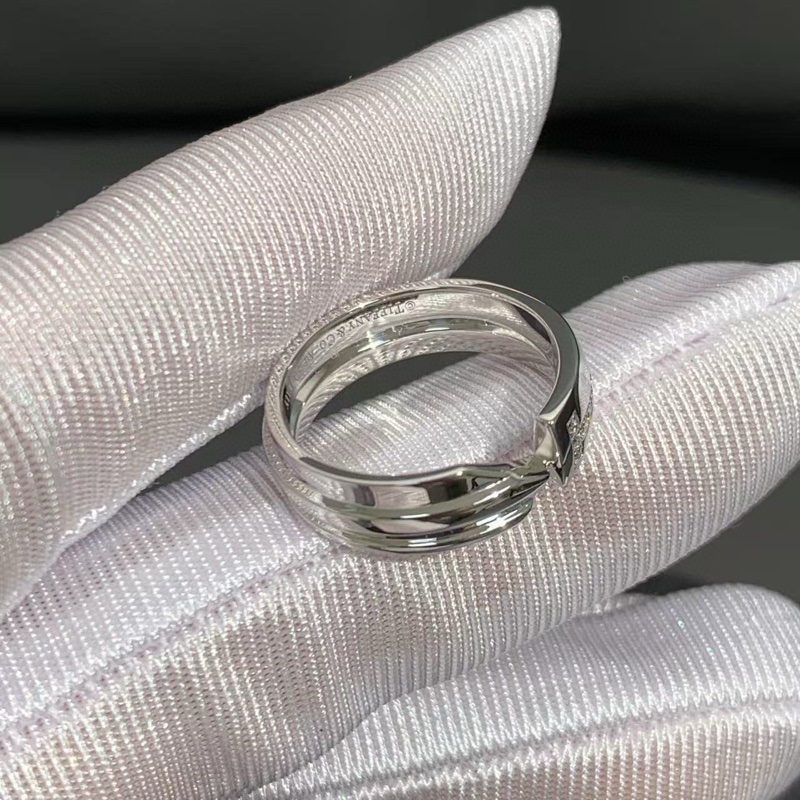 Tiffany蒂芙尼modern keys系列 白金镶钻戒指-5