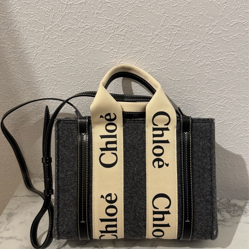 chloe灰色毛絨woody手提斜背包-1