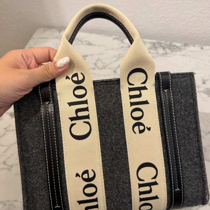 chloe灰色毛絨woody手提斜背包-13