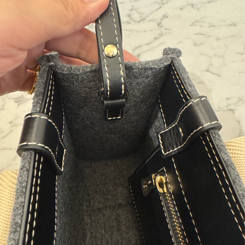 chloe灰色毛絨woody手提斜背包-38