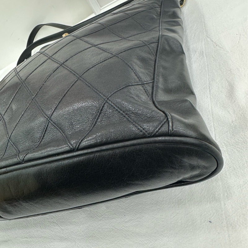 Chanel 黑金貝嫂托特包腋下包鏈條。 7位數編碼 有卡-6