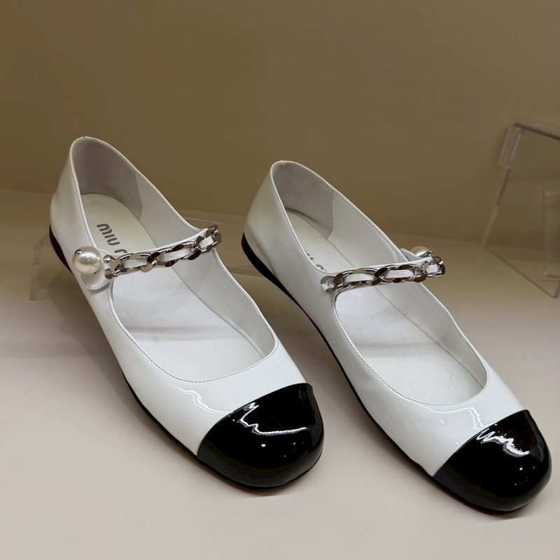 Miu Miu 白色黑方頭娃娃鞋 37.5號-2
