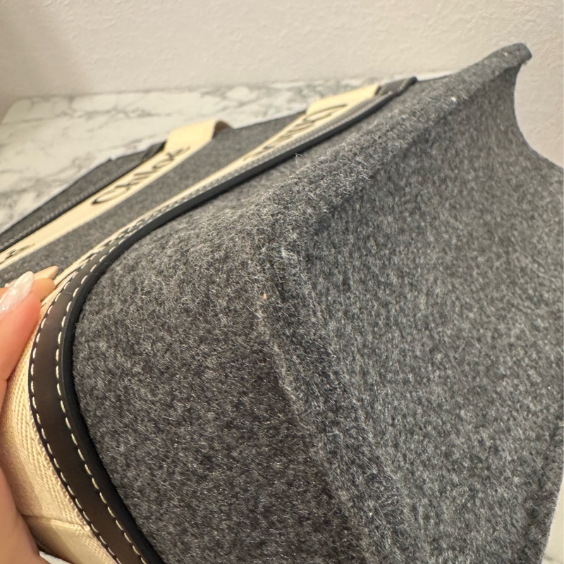 Chloe灰色毛絨woody MM-8