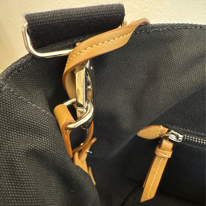 prada黑色布面白logo手提兩用包-24