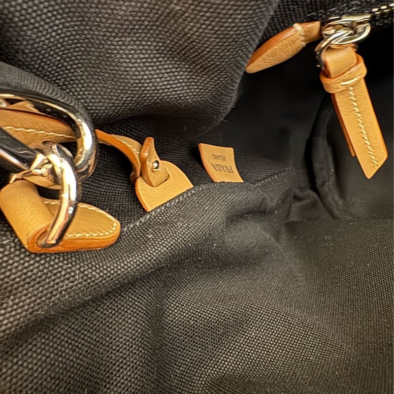 prada黑色布面白logo手提兩用包-25