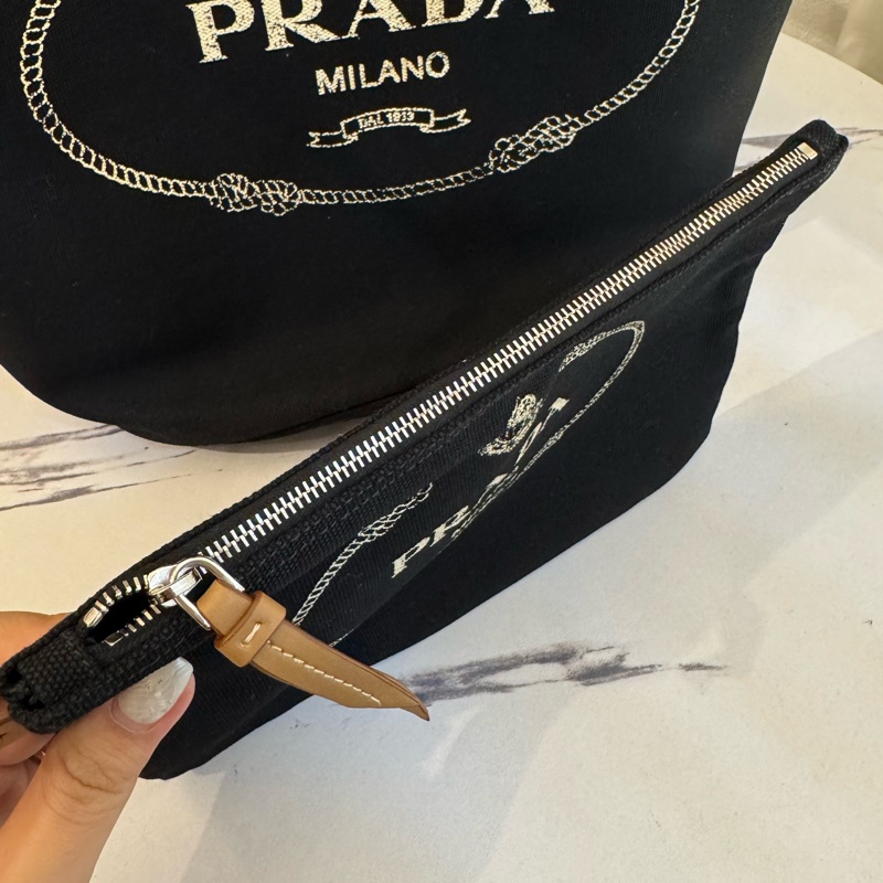 prada黑色布面白logo手提兩用包-29
