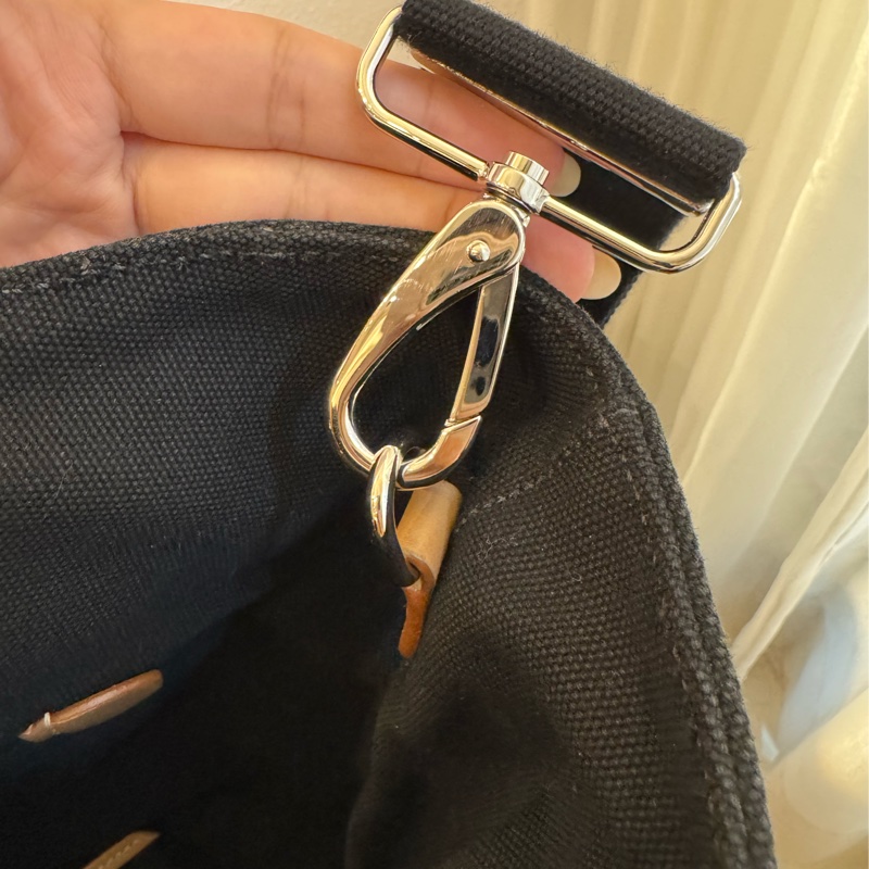 prada黑色布面白logo手提兩用包-35