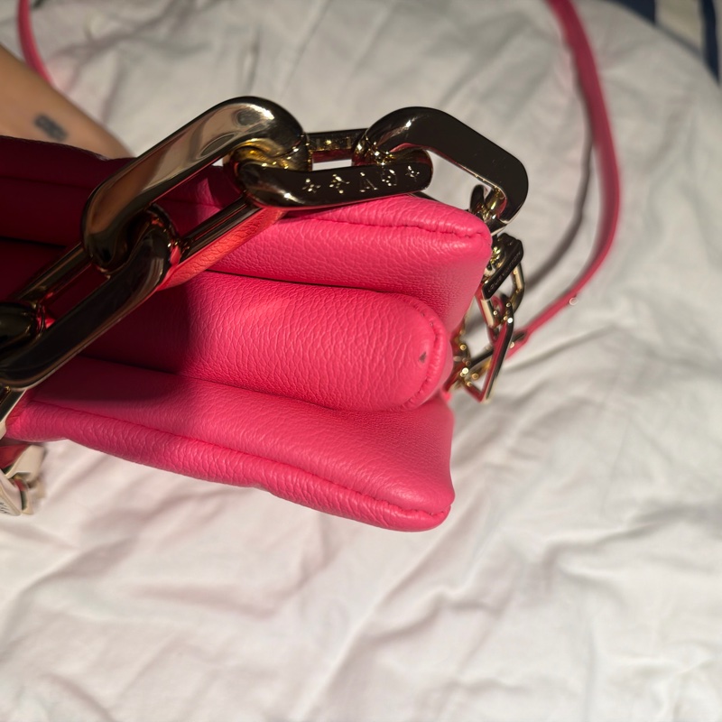 Lv 瑩光粉紅包-5