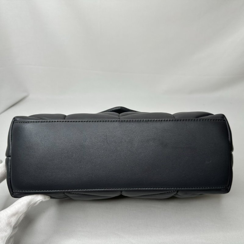 YSL Puffer小號絎縫灰羊鍊帶包-9