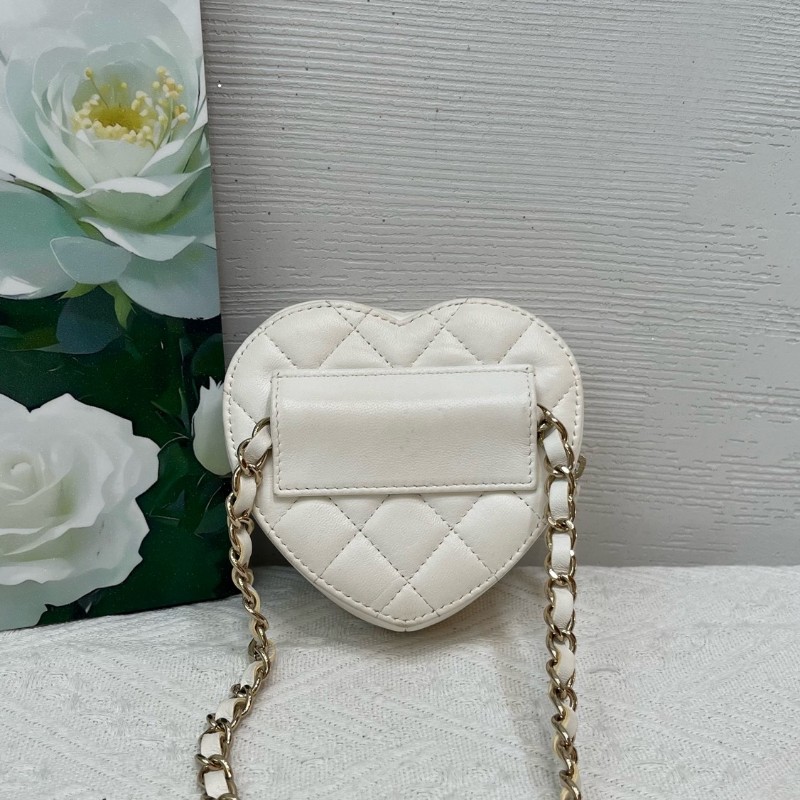 Chanel 22S 愛心腰包白金羊皮斜背包肩背包-1