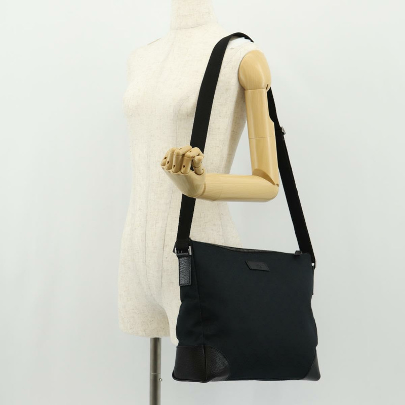 【日本直送】GUCCI GG帆布肩背包 黑色 銀色 110054 正品 am9428V-23