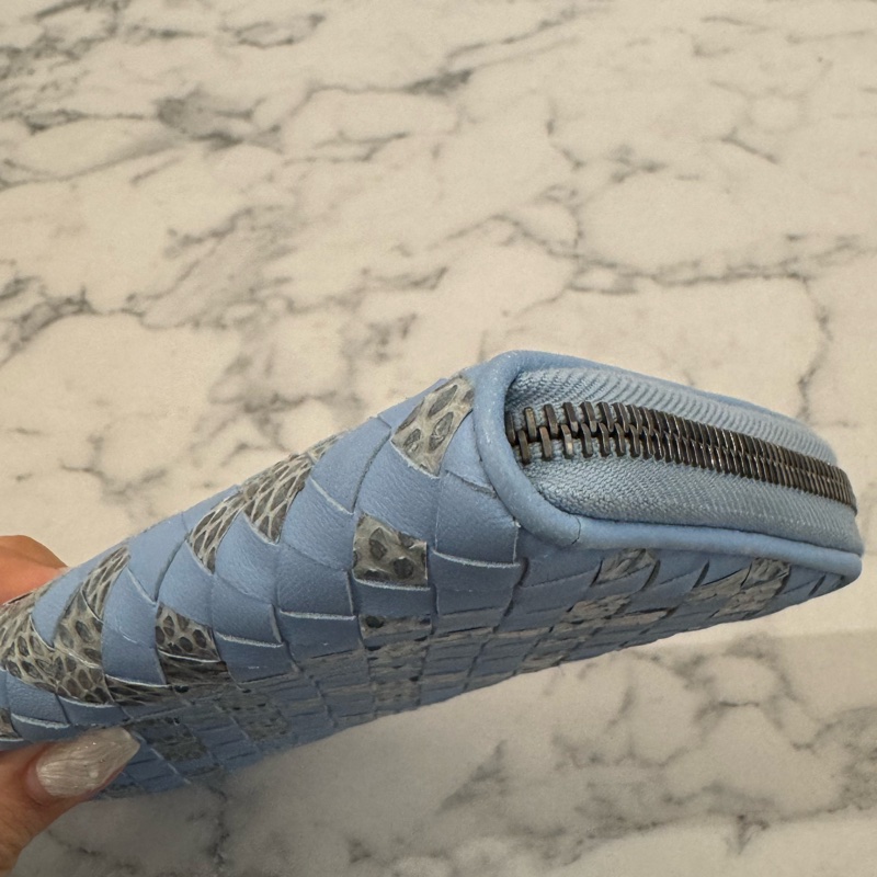 BV水藍色蛇皮ㄇ拉長夾-7