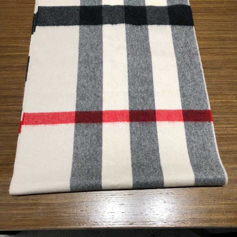 burberry經典格紋圍巾 尺寸200*36cm-17