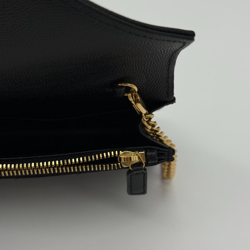 Saint Laurent 聖羅蘭 V 紋 黑色牛皮 金色 Logo 鏈條錢包 WOC |多卡位、手機、鈔票位-11