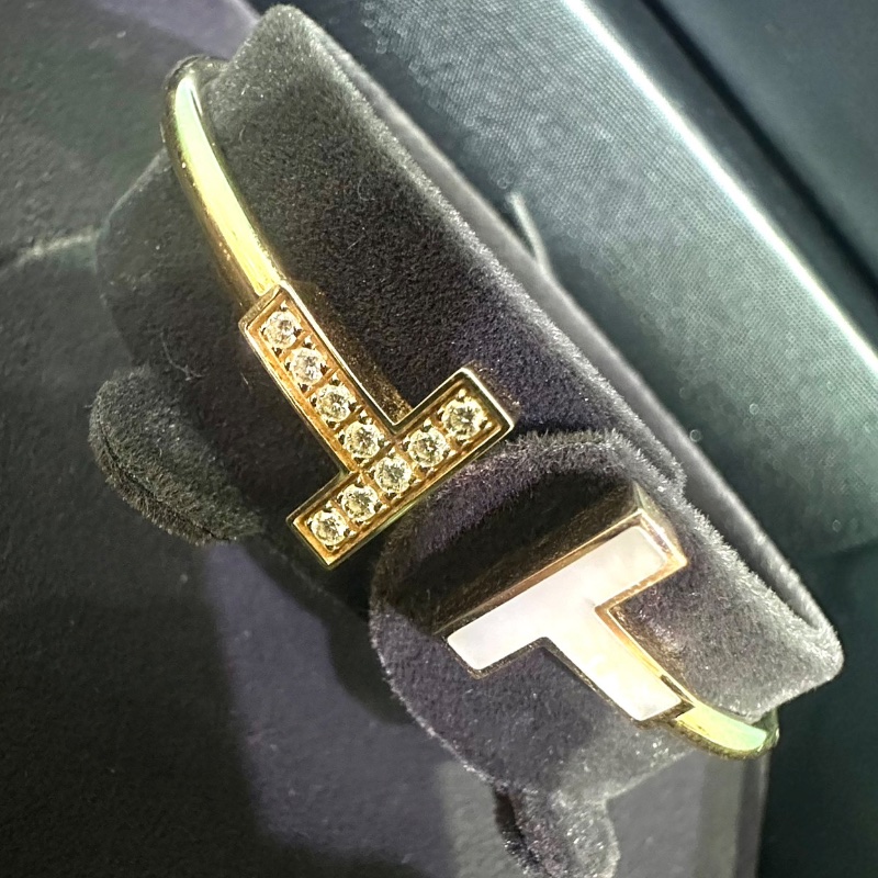 【美收精品】Tiffany T字帶鑽母貝手環 4-438【隔月月中將轉賣至日本 上架期限30天】-15