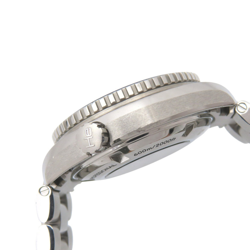 歐米茄海馬系列海洋宇宙232.30.38.20.01.002自動機械錶，不鏽鋼錶殼，黑色錶盤，型號0965 OMEGA-7